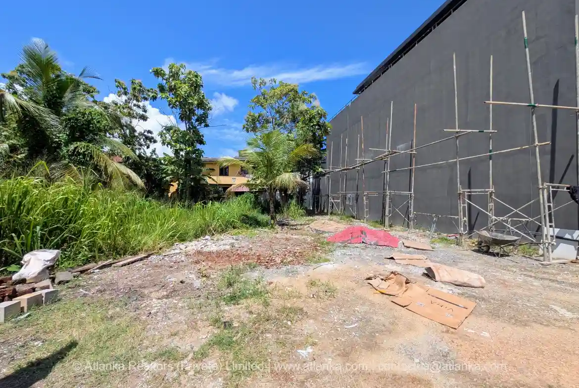 Lands for Sale on Kotte Road