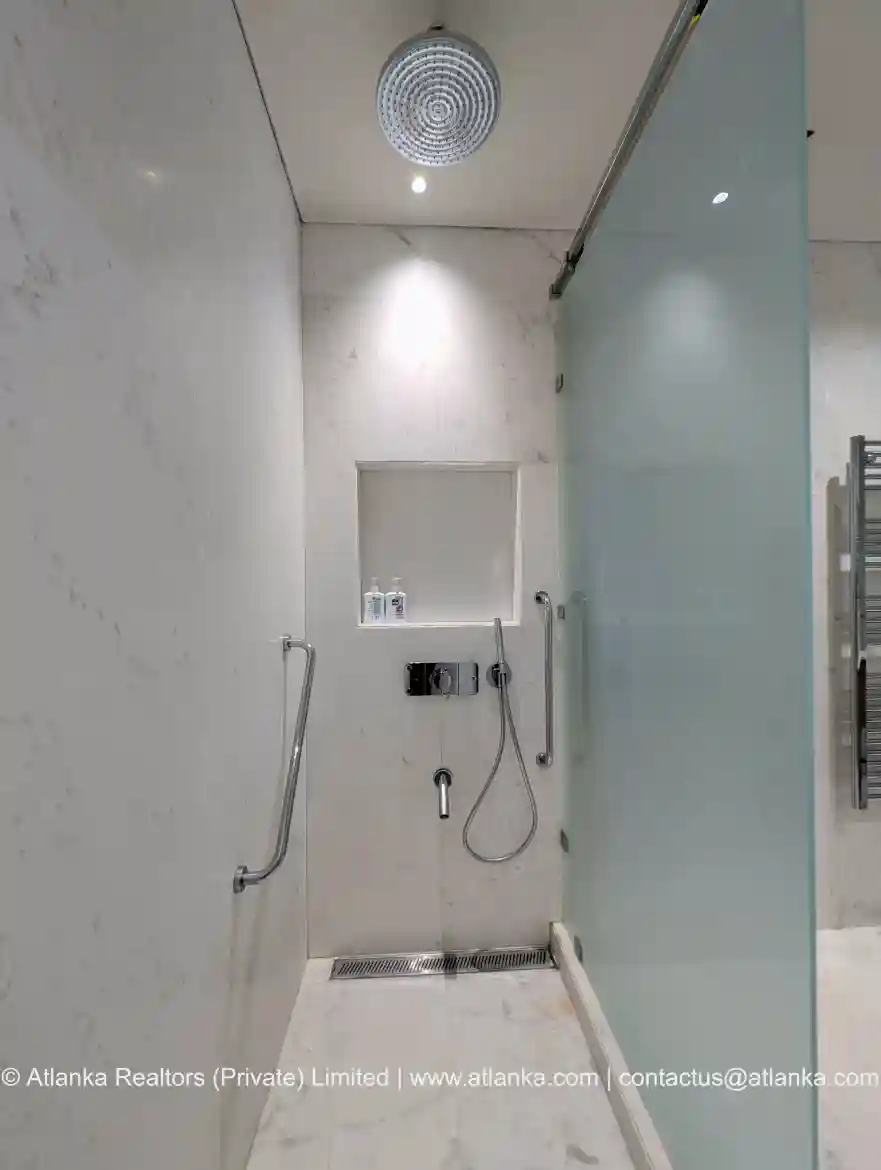 Apartment for Sale in Sapphire Residences