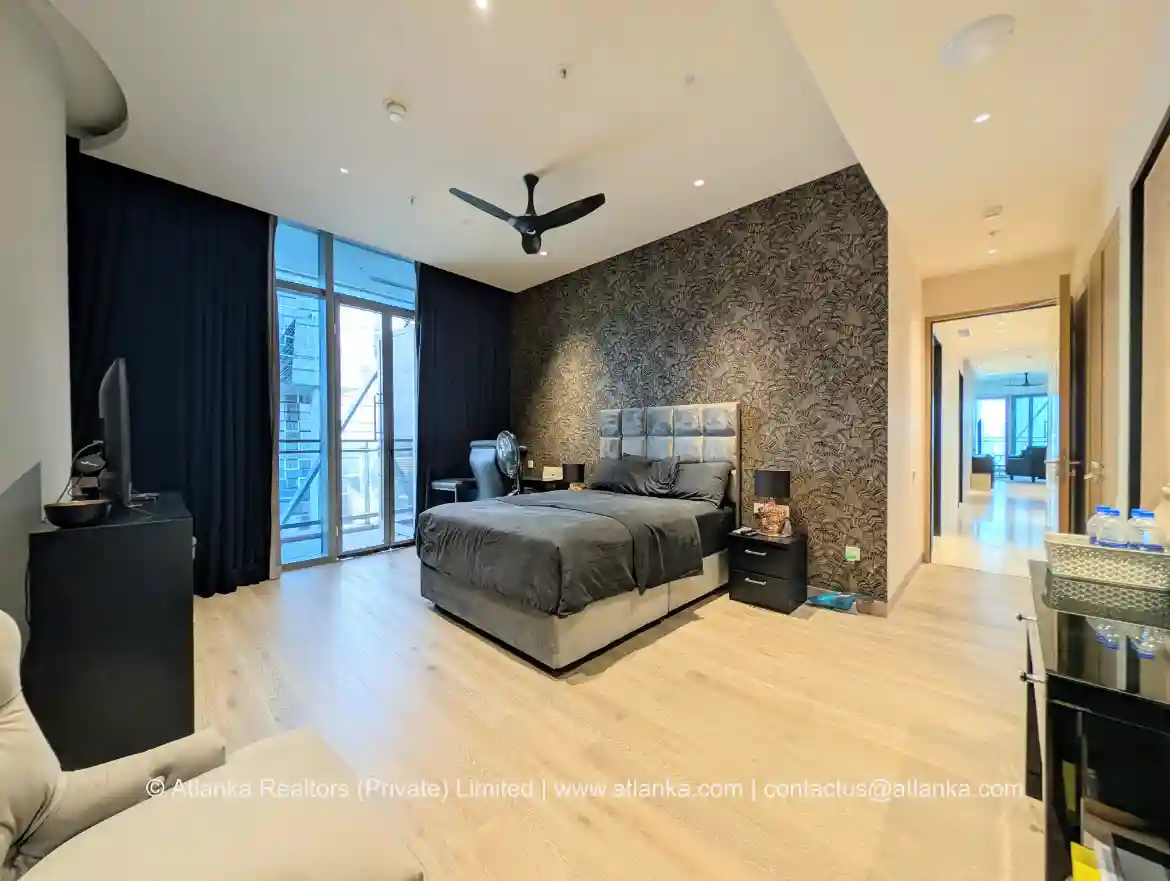 Apartment for Sale in Sapphire Residences