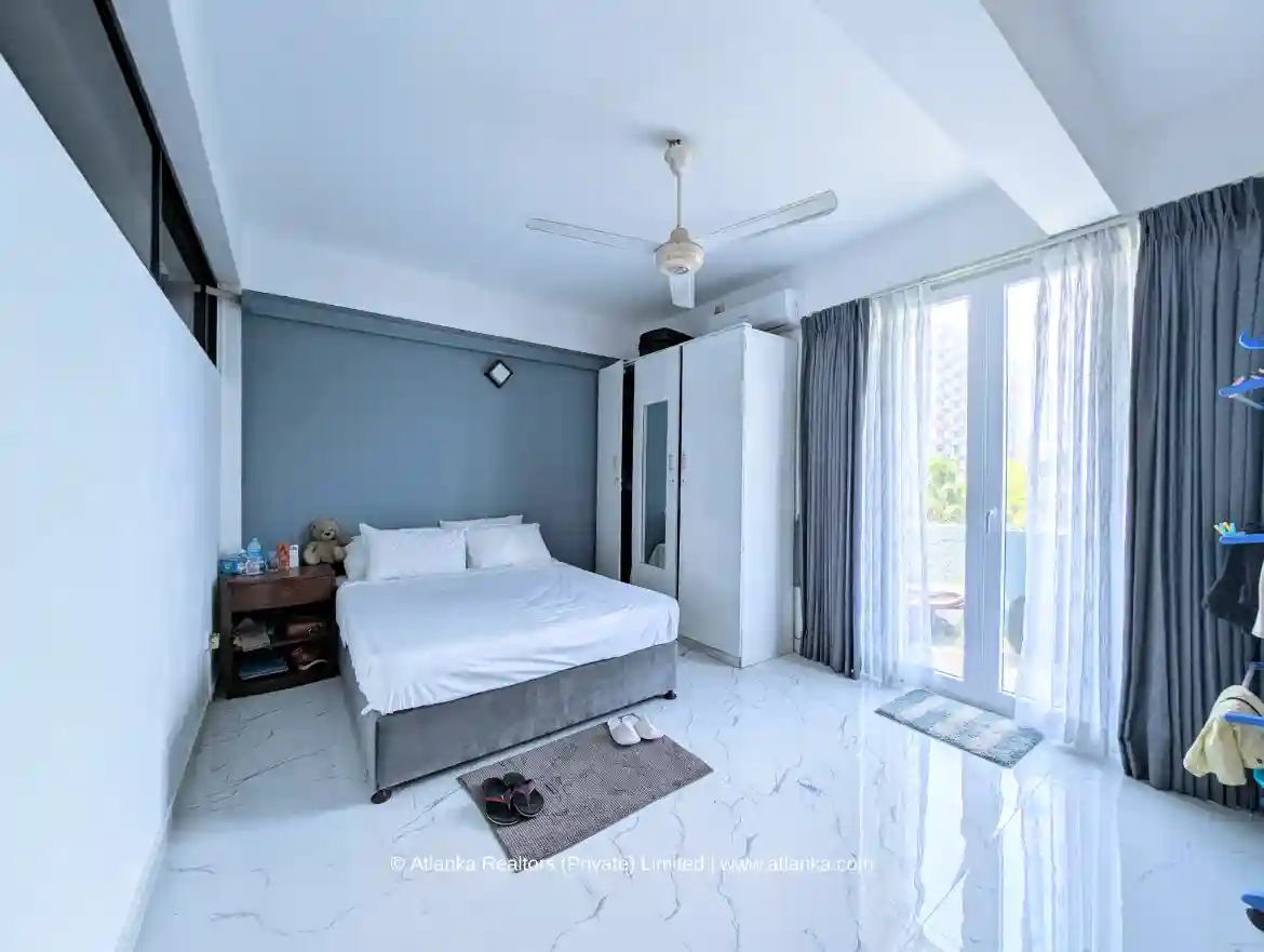 2BHK Apartment for Sale in Bambalapitiya