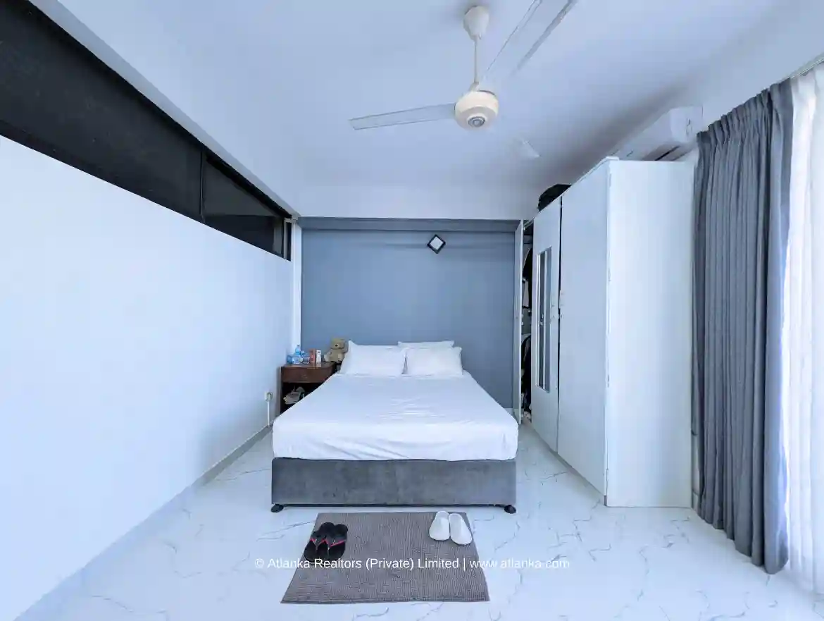 2BHK Apartment for Sale in Bambalapitiya