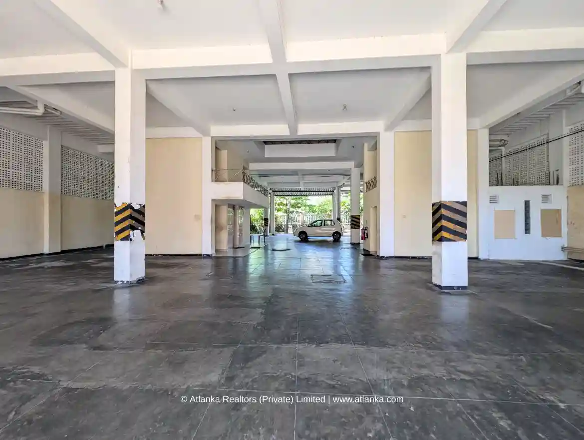 2BHK Apartment for Sale in Bambalapitiya